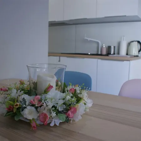 Ogrodowa Apartment *